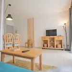 公寓式酒店 皇家生活风尚公寓 4*