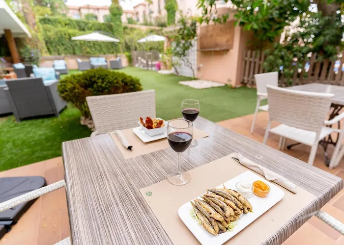 מלון דירות Royal Life