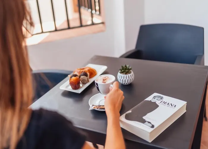 מלון דירות Royal Life