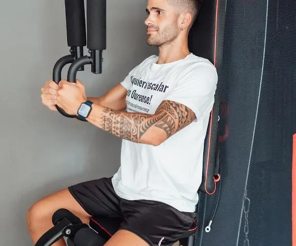 Royal Life מלון דירות מאהון