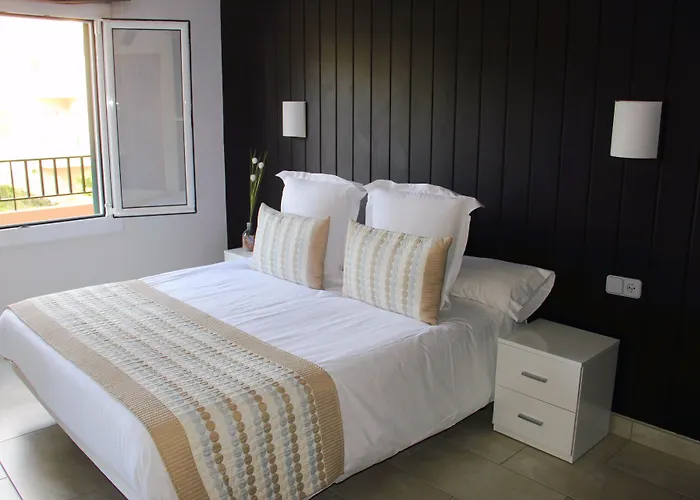 Royal Life 4* מאהון