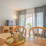 Royal Life 4* Mahón