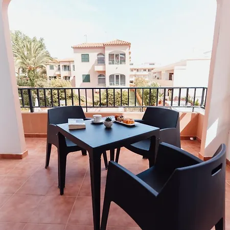 Hotel apartamentowy Royal Life Mahón