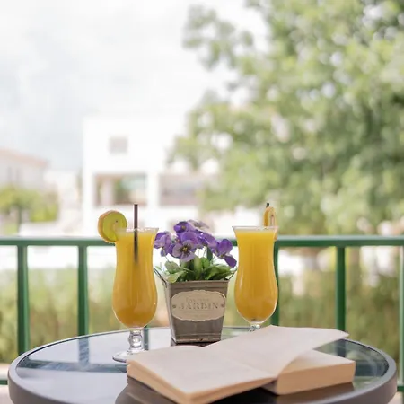 Royal Life Hotel apartamentowy Mahón