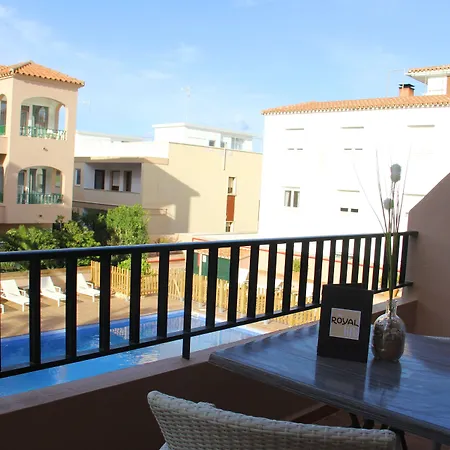 Aparthotel Royal Life 4*