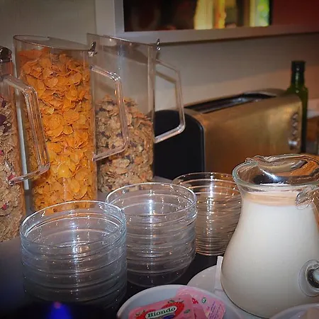 Royal Life Aparthotel 4*