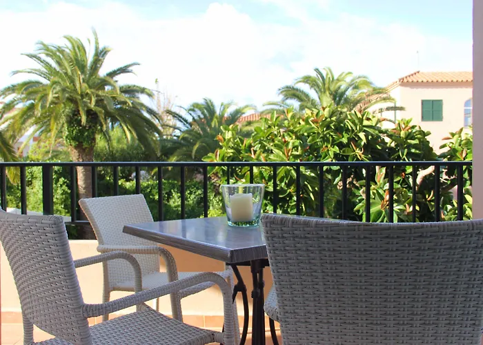 Royal Life Mahon (Menorca)