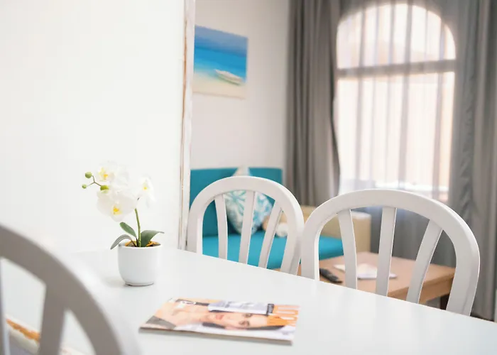 Royal Life Aparthotel Mahon (Menorca)