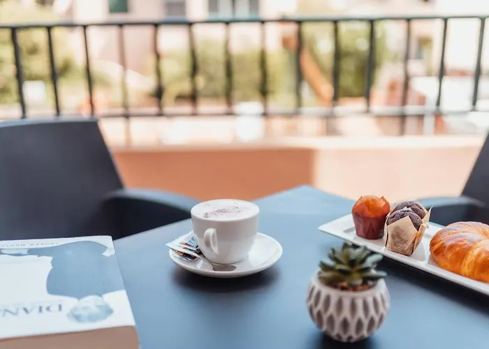 Aparthotel Royal Life 4*