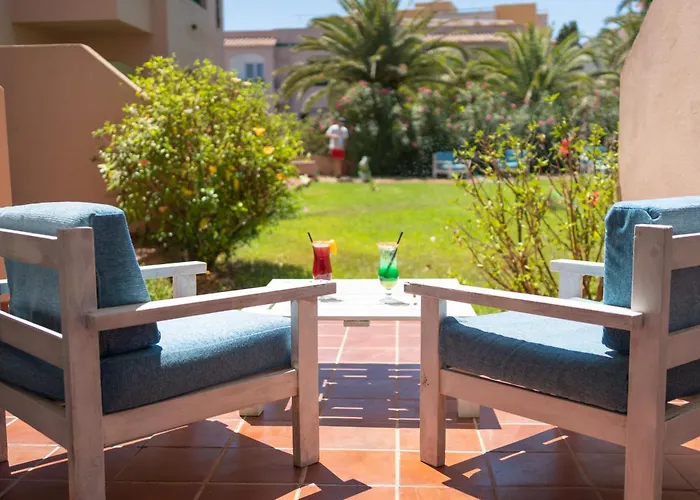 Aparthotel Royal Life