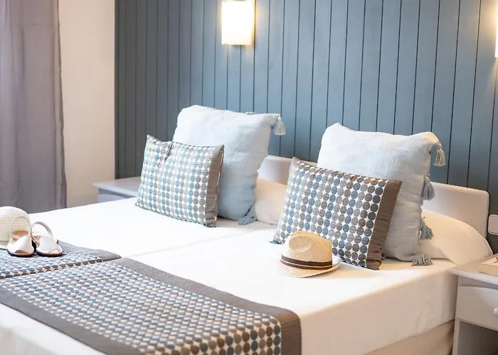 Royal Life Aparthotel